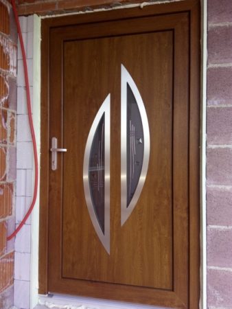 rjava-vhodna-pvc-vrata-52