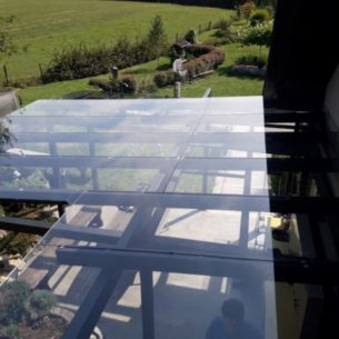 steklen-nadstresek-016