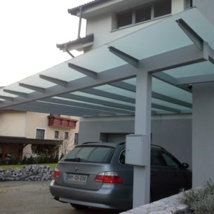 steklen-nadstresek-za-avtomobile-006