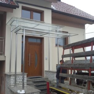 stekleni-nadstreski-za-vhod-001